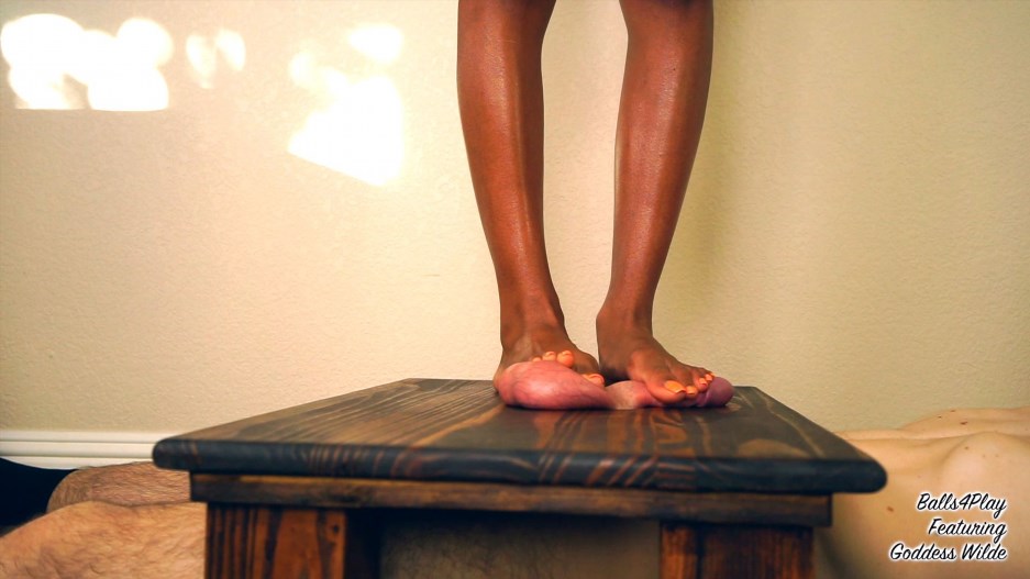 GoddessWilde - Foot Crush Frenzy